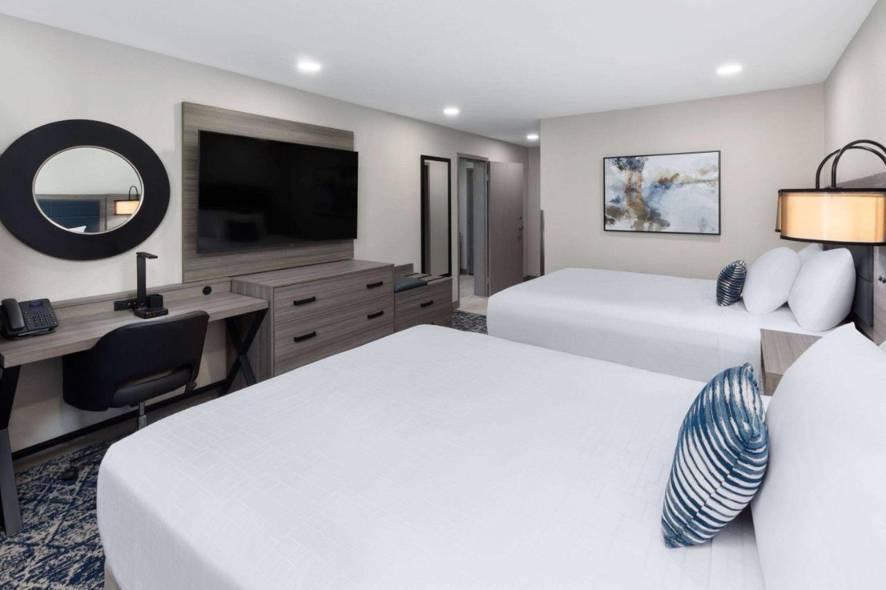 Hotel Wyndham Dfw Airport Irving Esterno foto