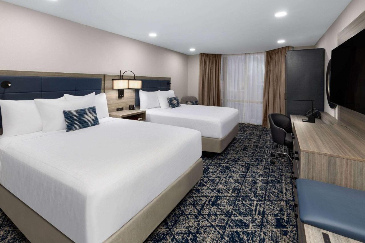 Hotel Wyndham Dfw Airport Irving Esterno foto